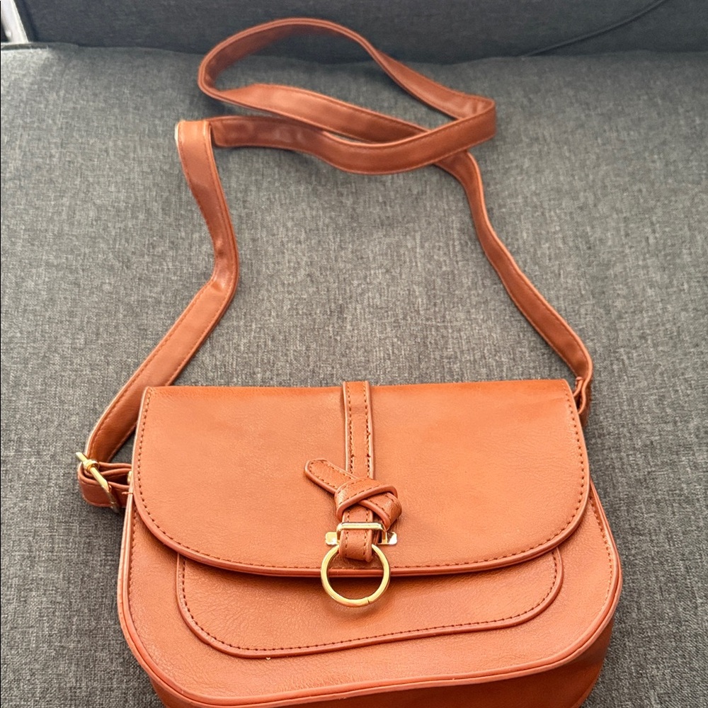 Chic Brown Crossbody Bag